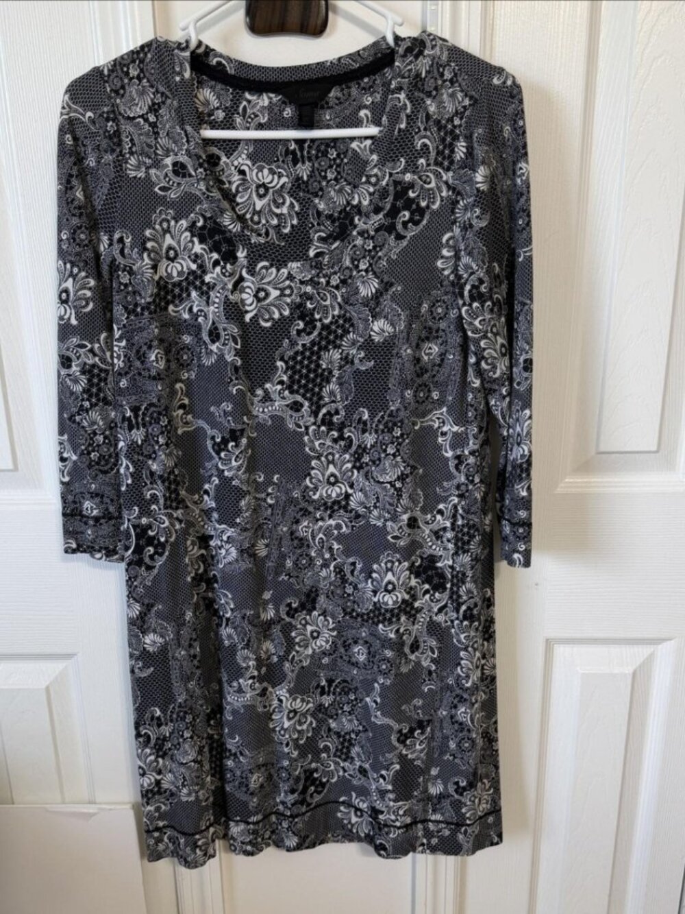 Soma Dress Womens XS Black Floral 3/4 Sleeve Scoop Neck Shift Stretch Jersey